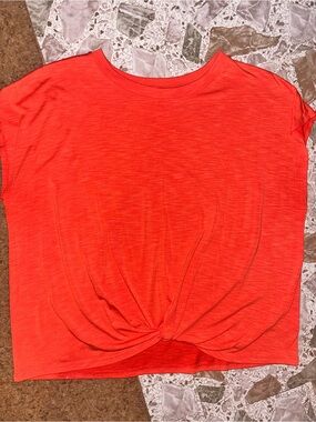 Time and Tru Twist-Front Crop Top in Bright Red